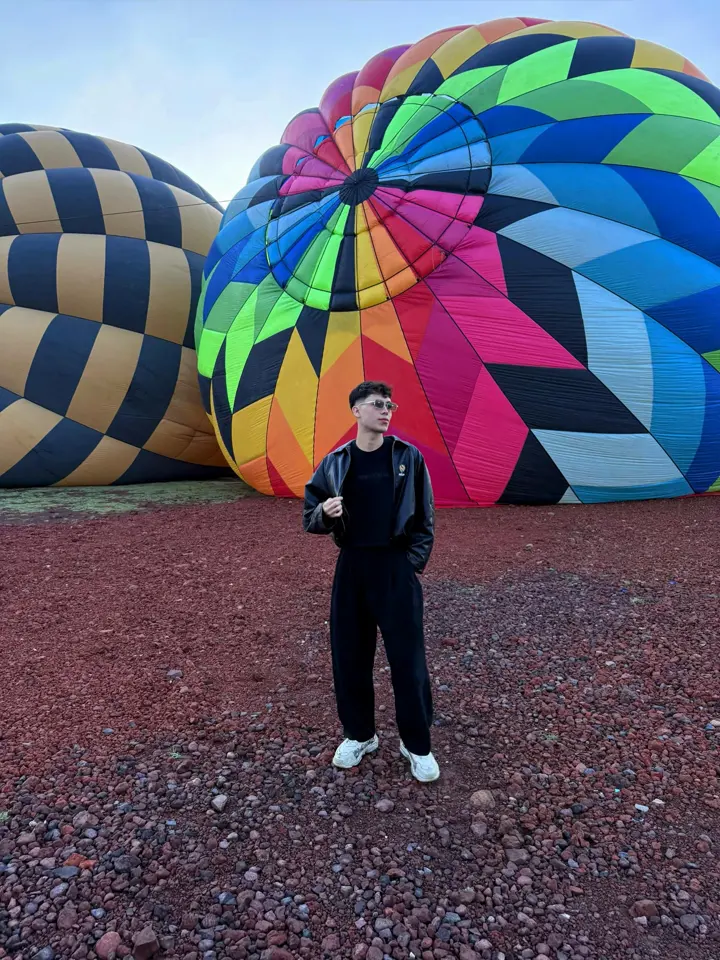 First flight balloon flight over Teotihuacan